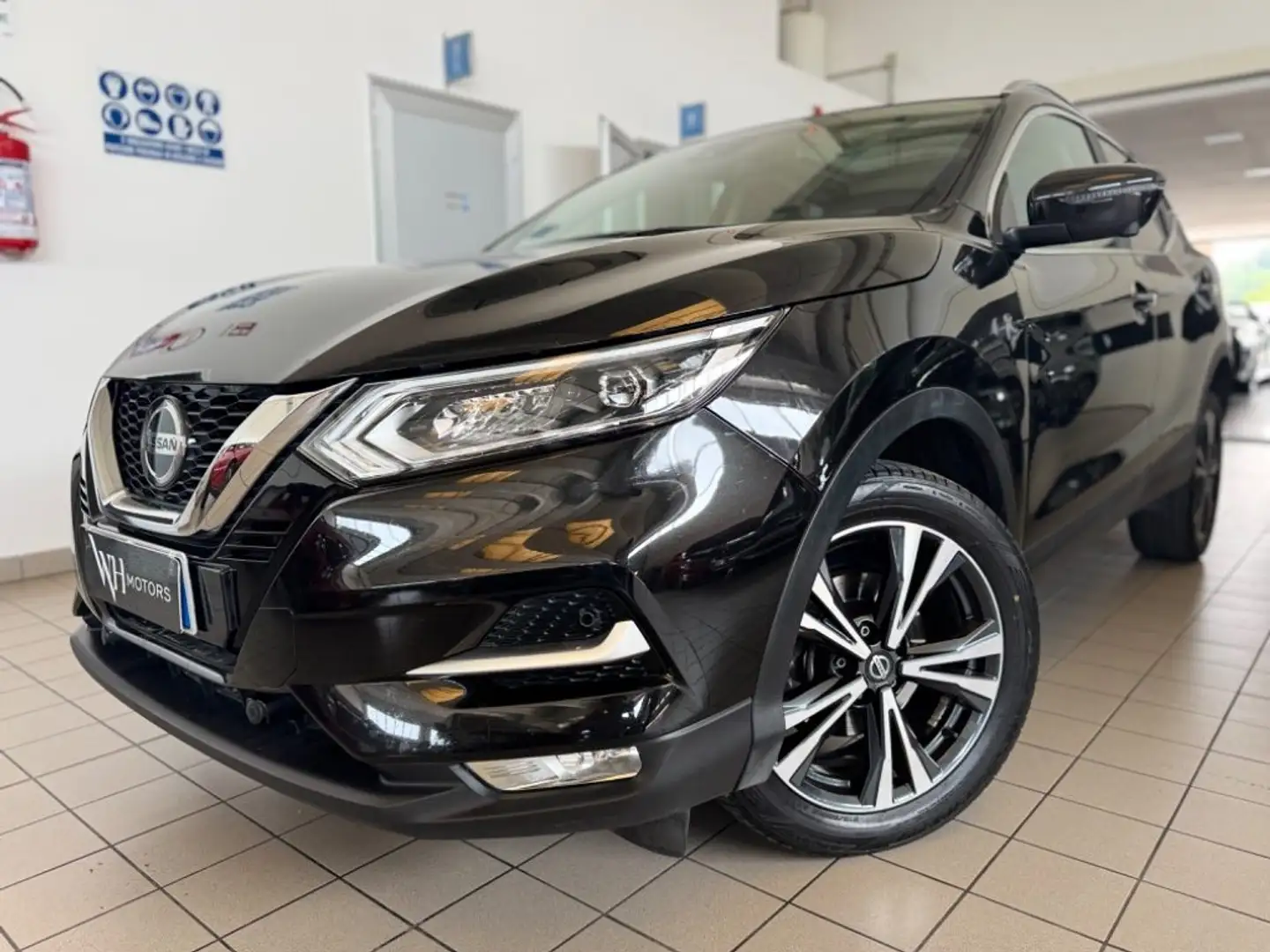 Nissan Qashqai 1.7 dCi 150 CV 4WD Tekna+ //SERVICE COMPLETO// Nero - 1