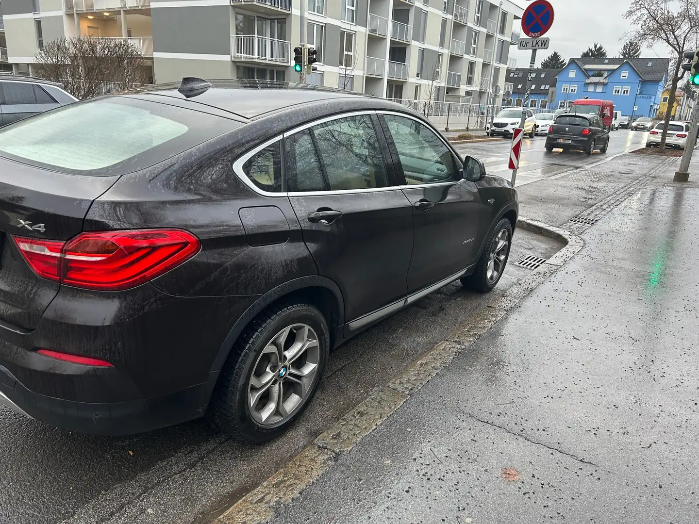 BMW X4 xDrive20d xLine Barna - 2