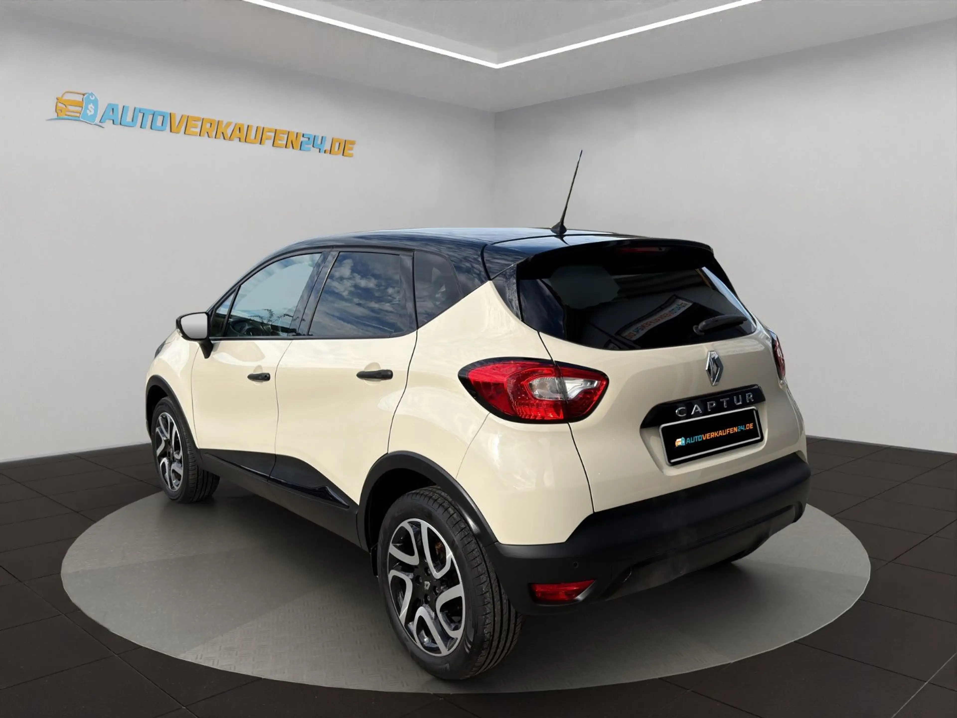 Renault Captur XMOD 1.2 TCe NAVI KAMERA SHZ BT 1.HD — photo 4
