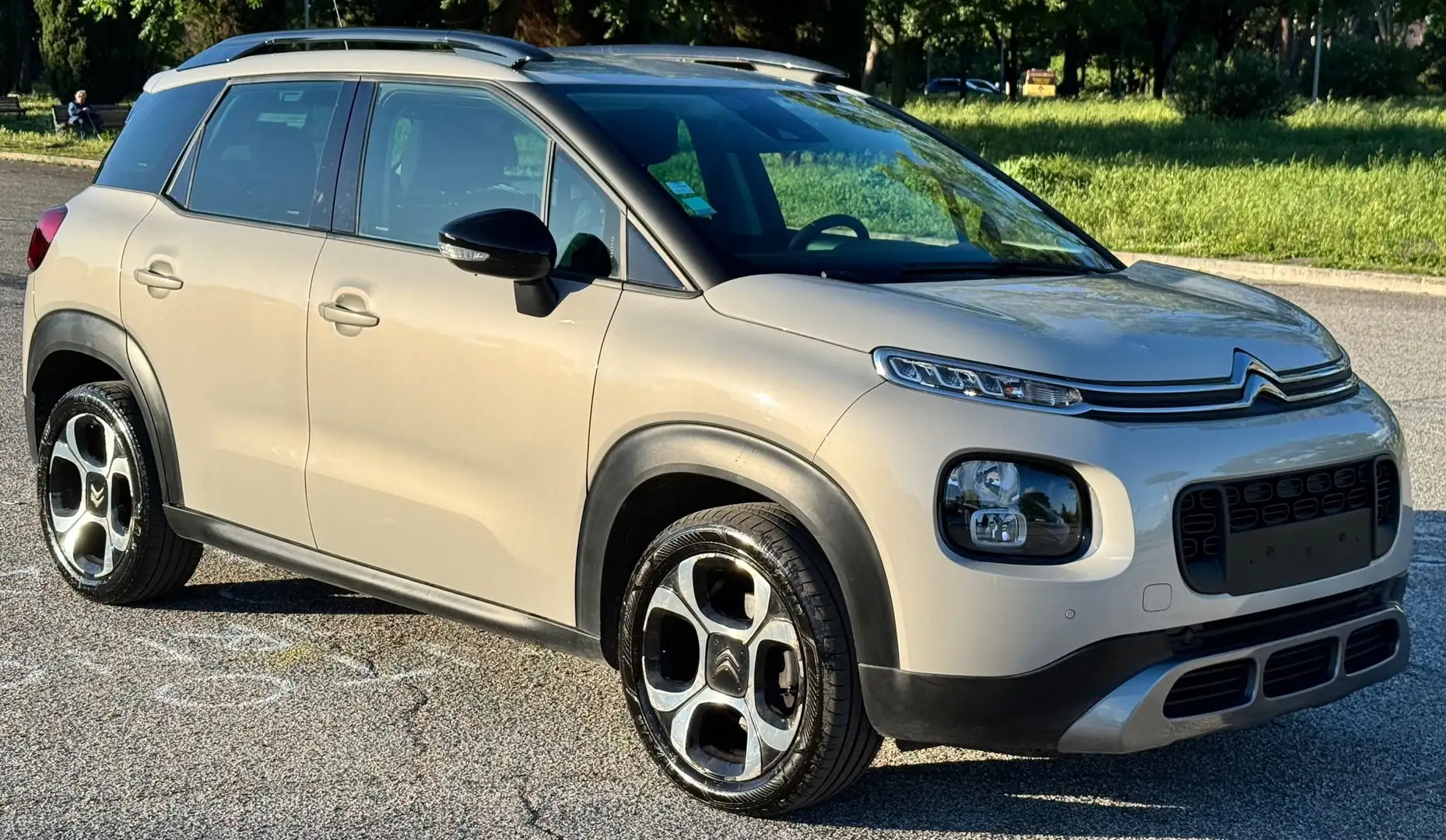 Citroen C3 Aircross 1.2 puretech Shine s Beige - 1