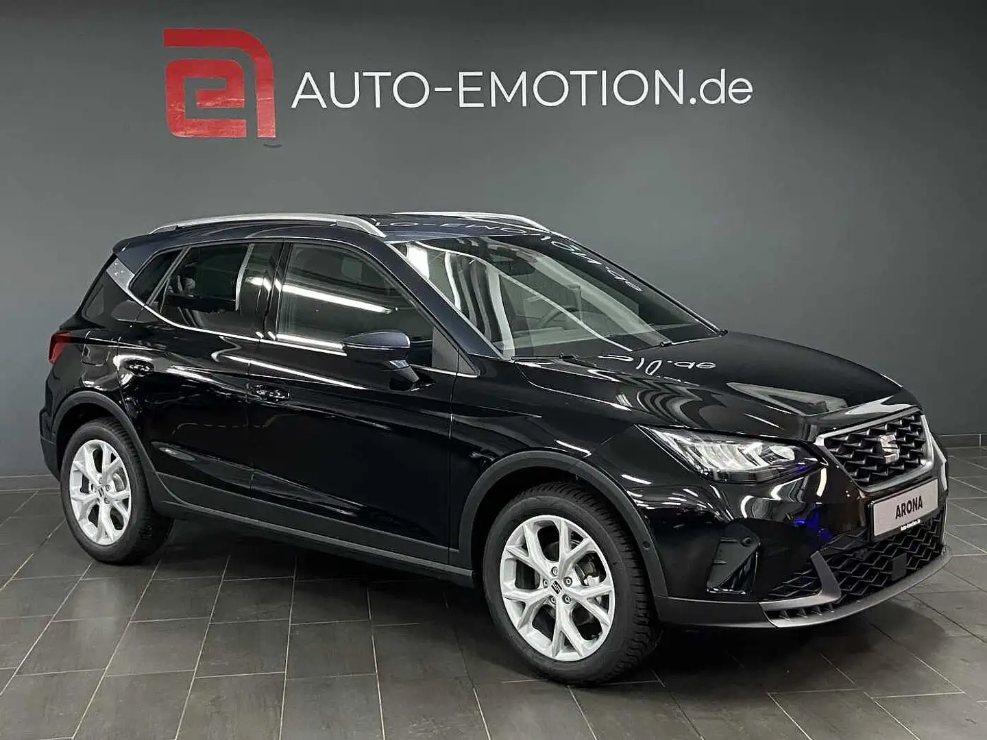 SEAT Arona FR 1.0 Eco TSI*Winterpaket* Schwarz - 2