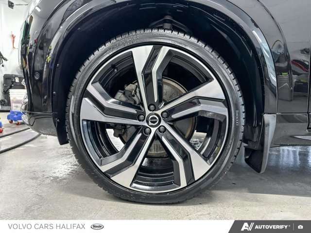 2024 Volvo XC90 Ultimate Bright Theme thumb 6