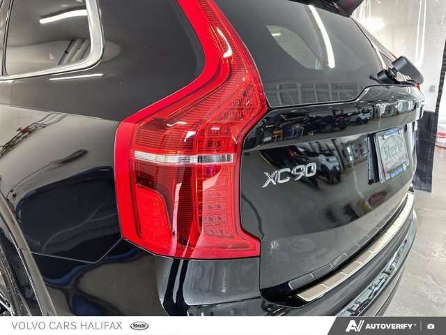 2024 Volvo XC90 Ultimate Bright Theme thumb 11