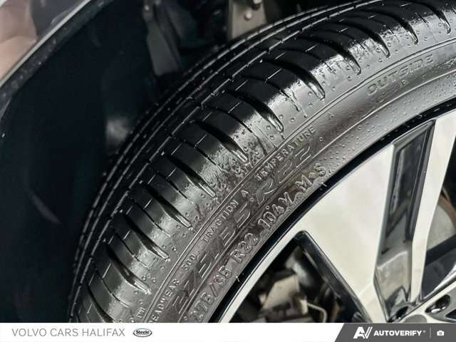 2024 Volvo XC90 Ultimate Bright Theme thumb 7