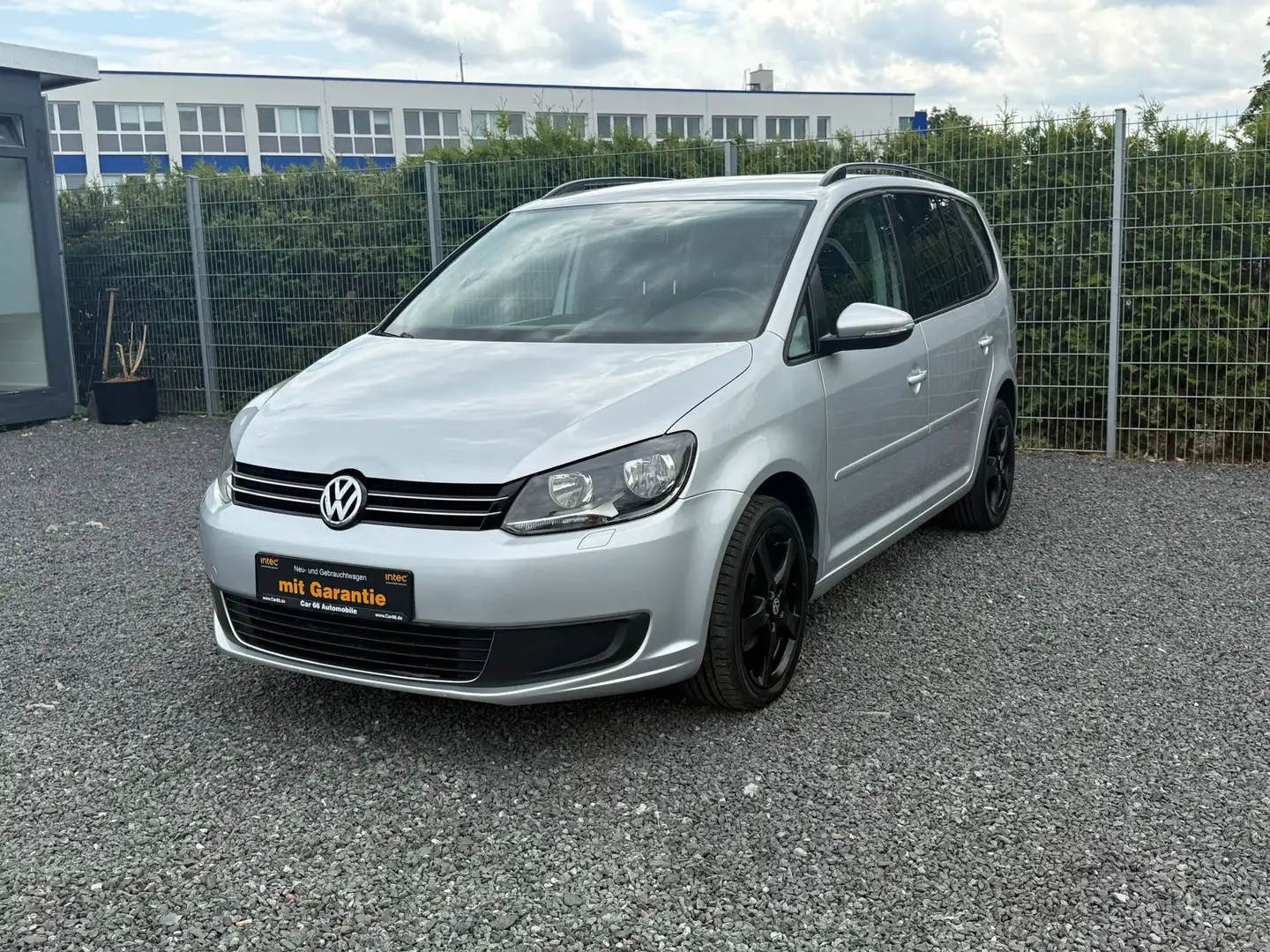 Volkswagen Touran Comfortline Argent - 1