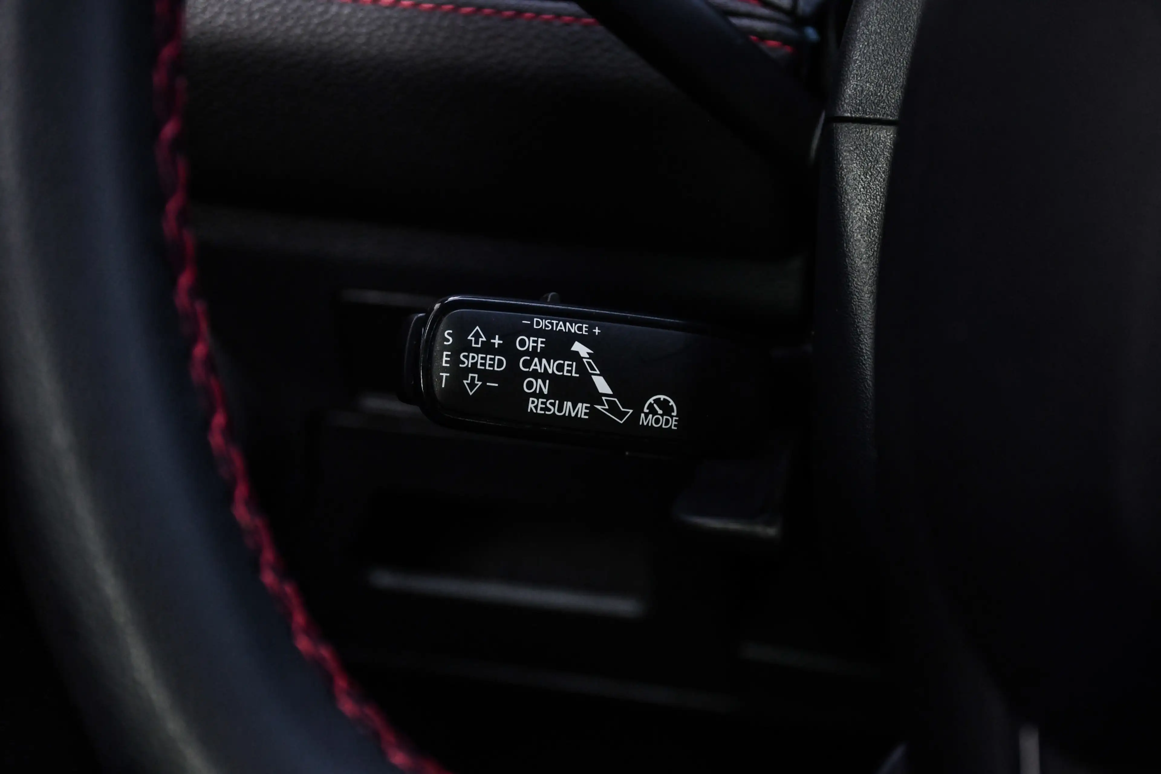 SEAT Arona 1.0 TSI FR — photo 11