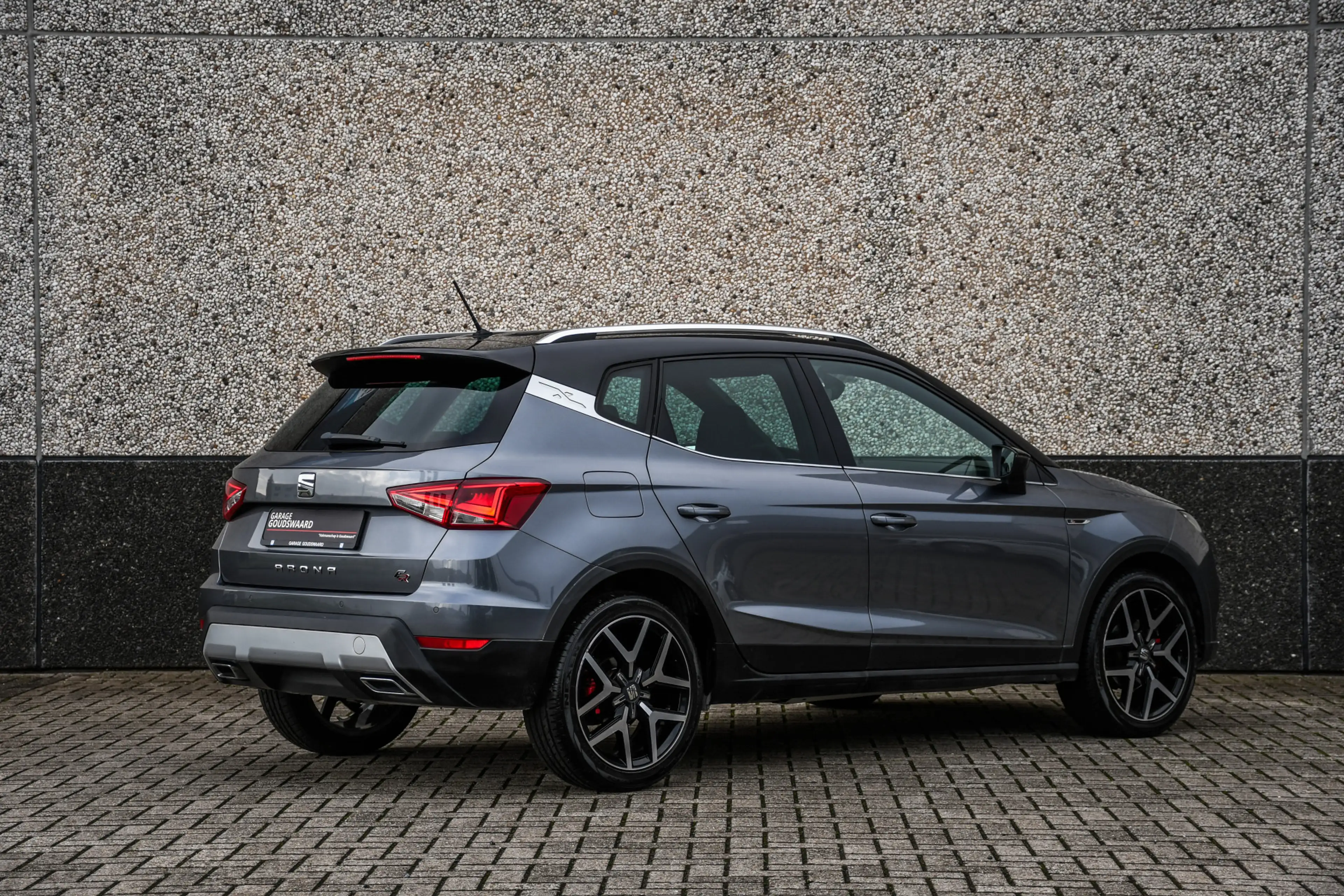 SEAT Arona 1.0 TSI FR — photo 4
