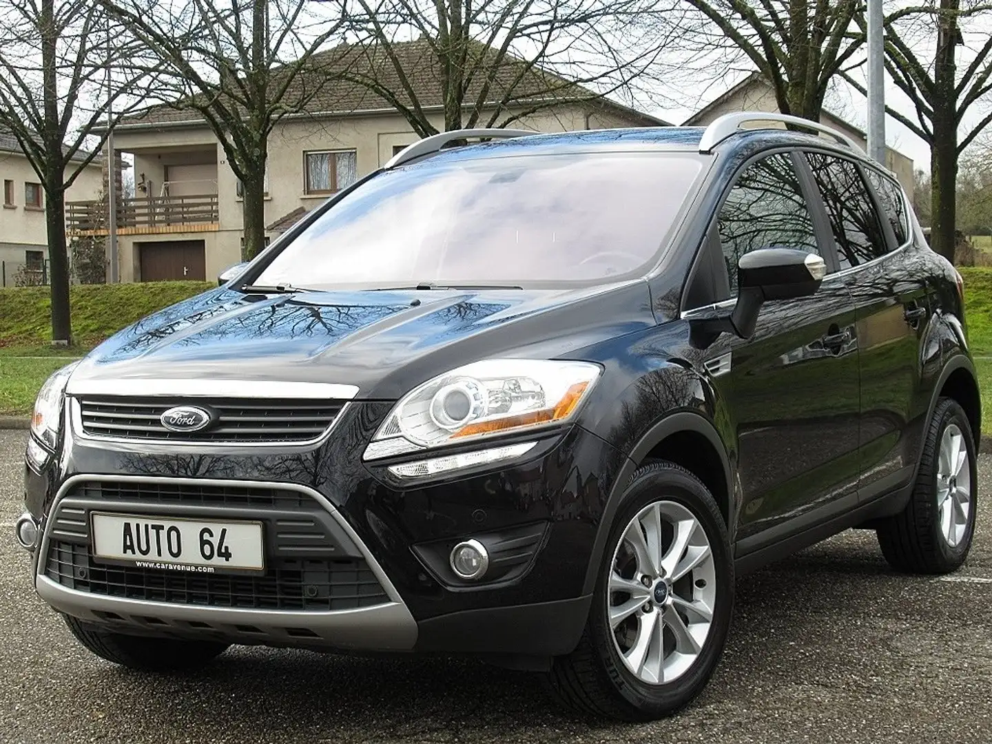 Ford Kuga Kuga 2.0 TDCi 140CV 78000km 1ère Main Titanium Noir - 1