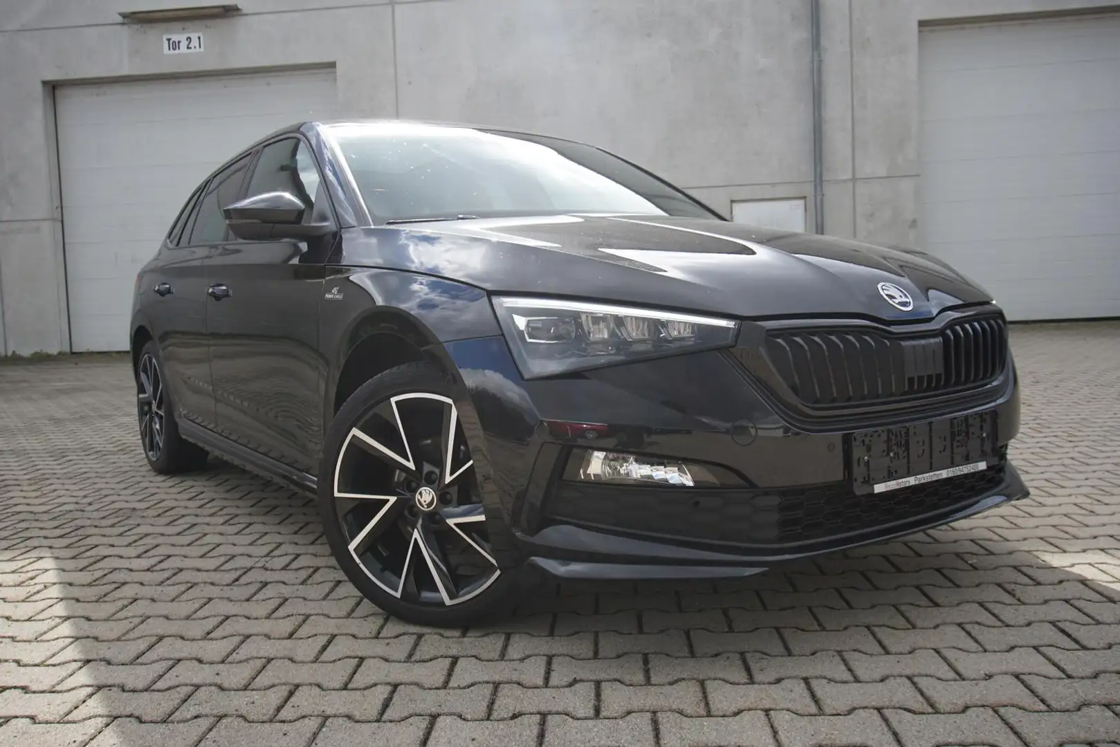 Skoda Scala 1.0TSI Monte Carlo Navi/MirroL Kamera Pano Schwarz - 1