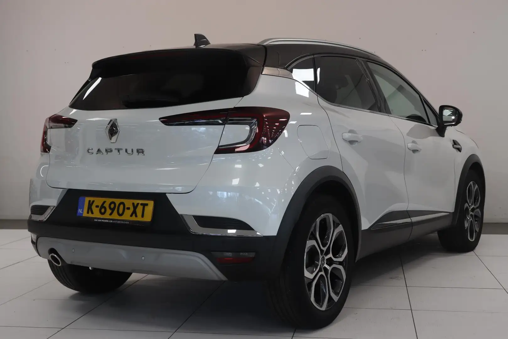 Renault Captur 1.3 TCe 140 Edition One | Automaat | Rondom zicht Wit - 2
