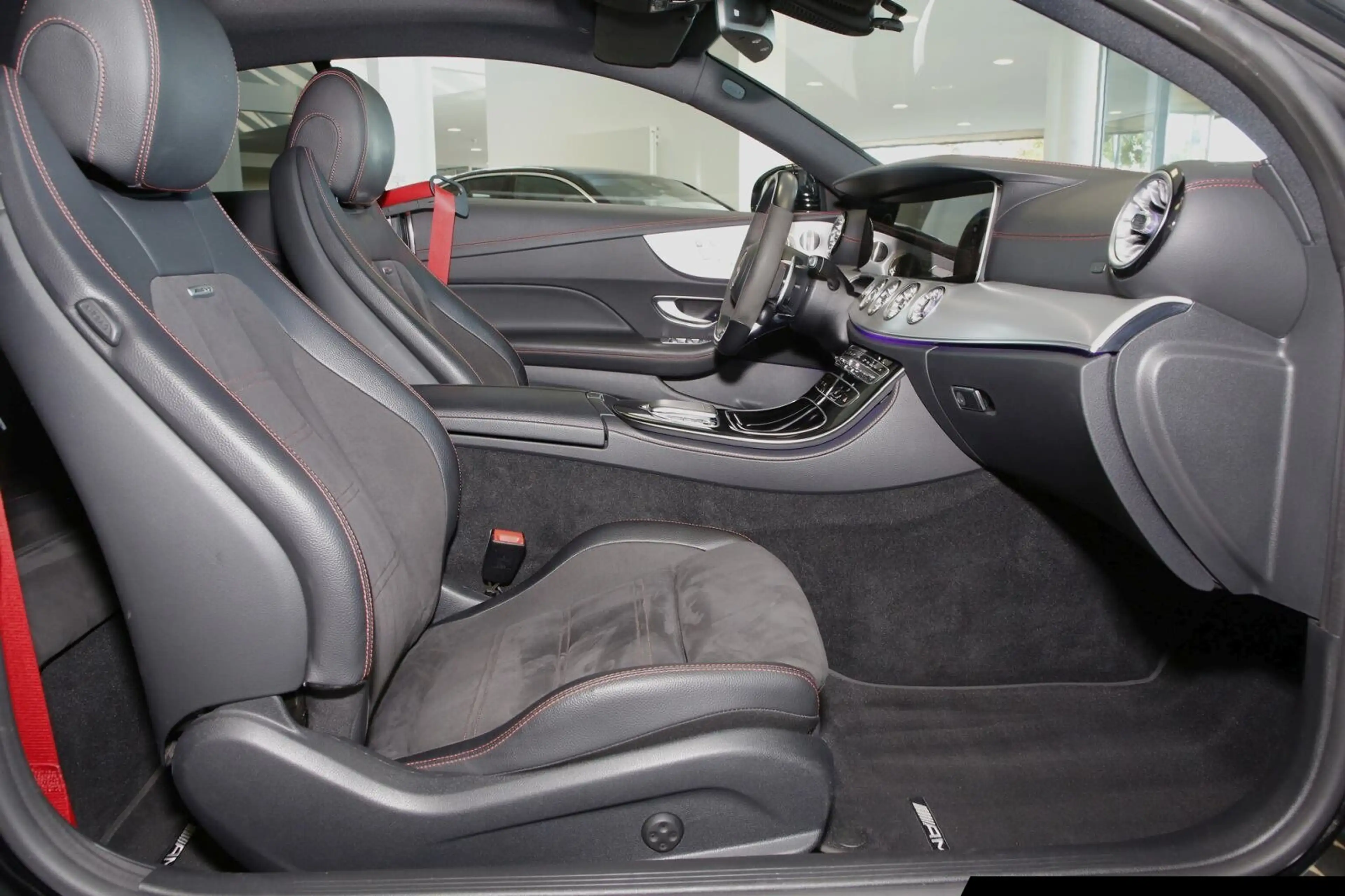 Mercedes-Benz E 53 AMG E 53 AMG Coupé Pano/360°/MBUX/Burmester/Multibe — photo 6