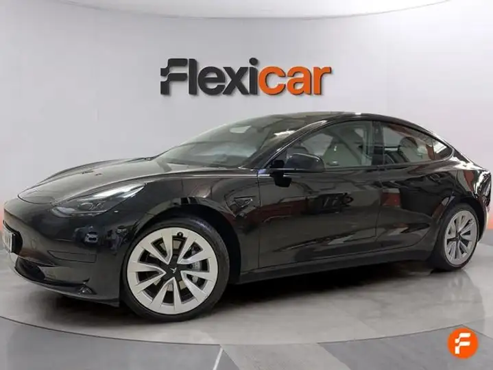 Tesla Model 3 2024, foto 3