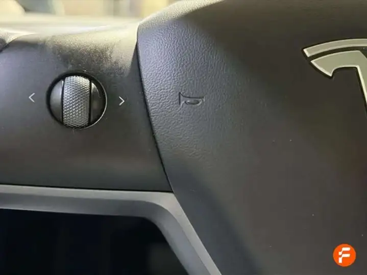 Tesla Model 3 2024, foto 23