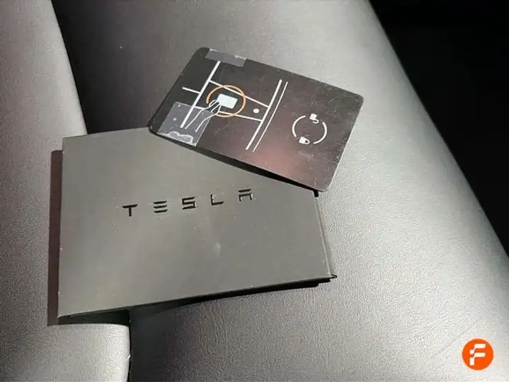 Tesla Model 3 2024, foto 19