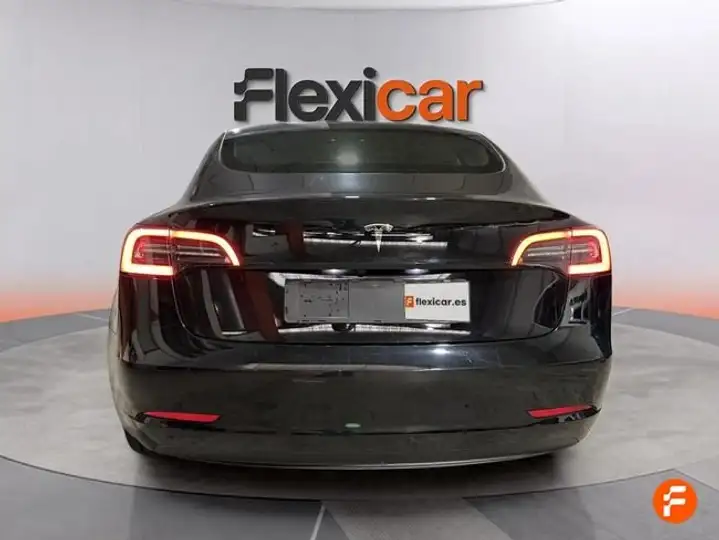 Tesla Model 3 2024, foto 7