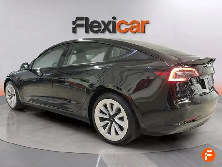 Tesla Model 3 2024, foto 5