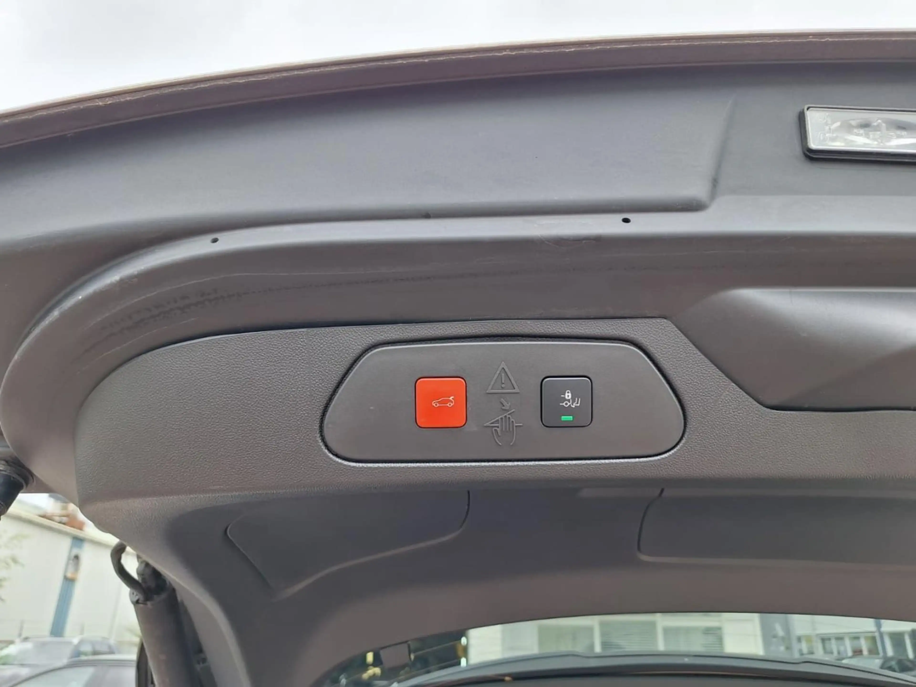 Opel Grandland 1.6 Turbo Plug-In Hybrid GS Line — photo 9