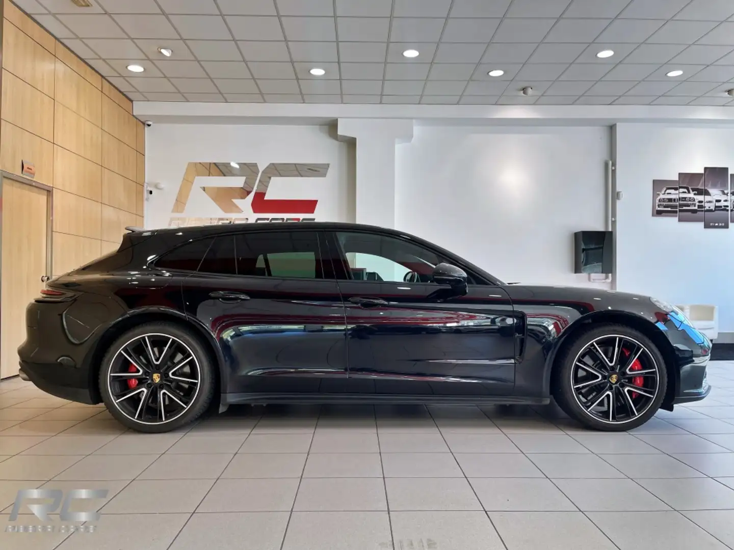 Porsche Panamera Turbo Sport Turismo Negro - 2