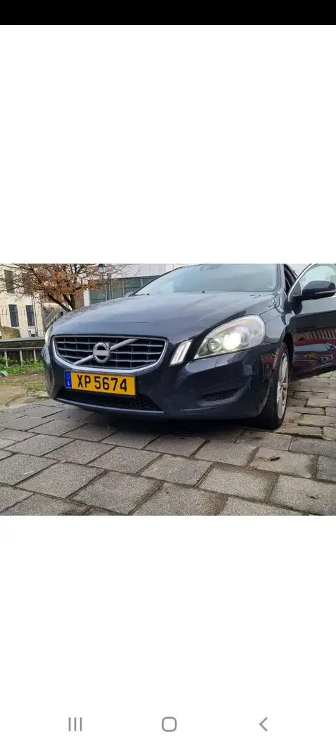 Volvo V60 D5 Geartronic - 1
