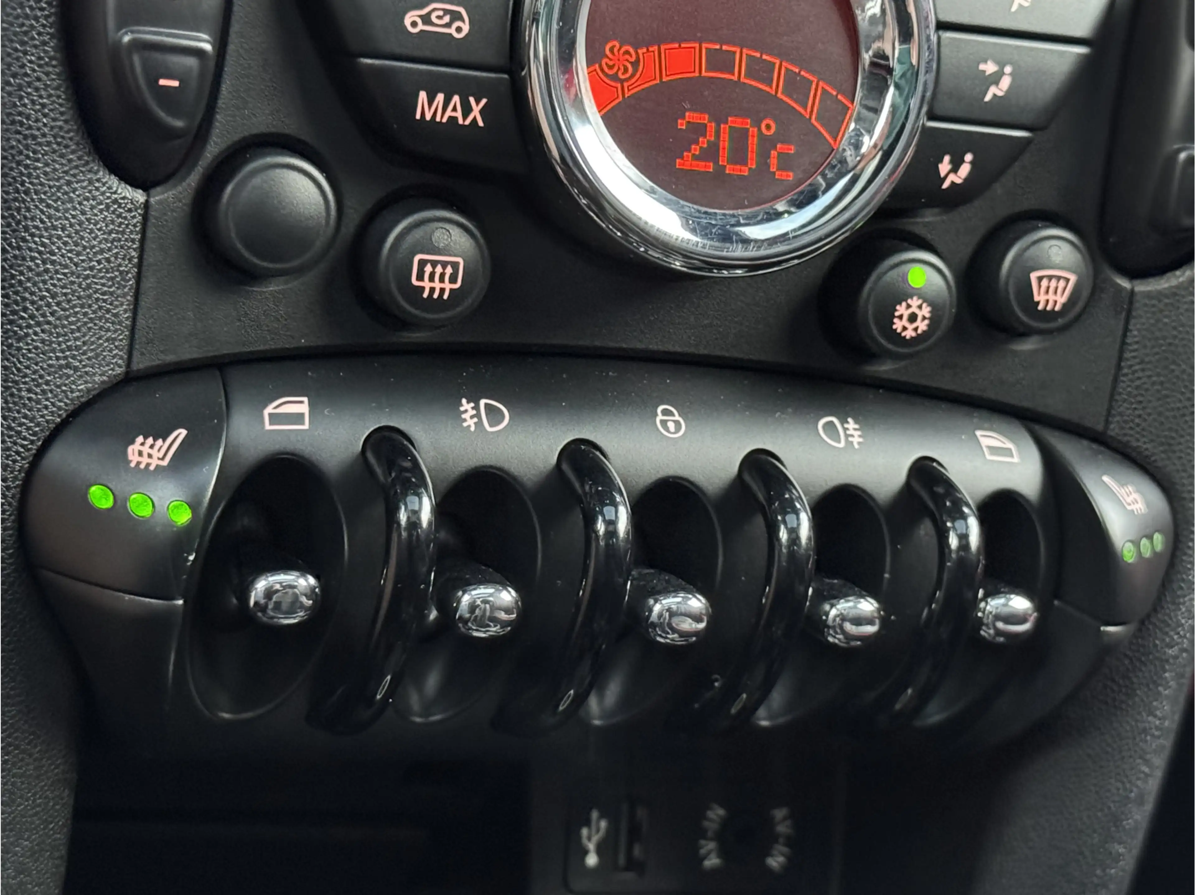 MINI John Cooper Works Clubman 1.6 | LEDER! | PANODAK! — photo 17