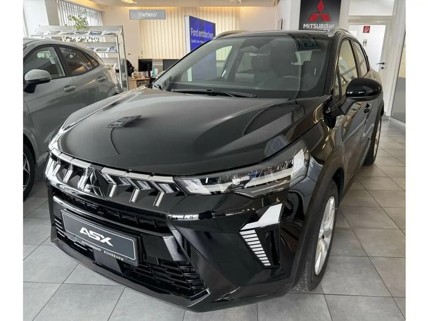 Mitsubishi ASX ASX 1,0 MPI-T Invite Schwarz - 2