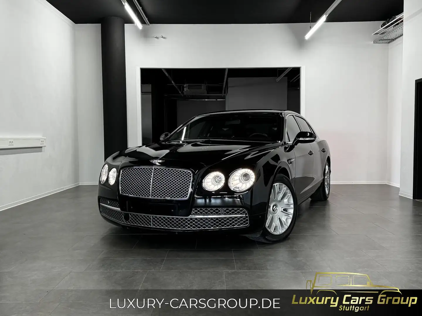 Bentley Flying Spur W12 Voll-Deutsches Fahrzeug Noir - 1