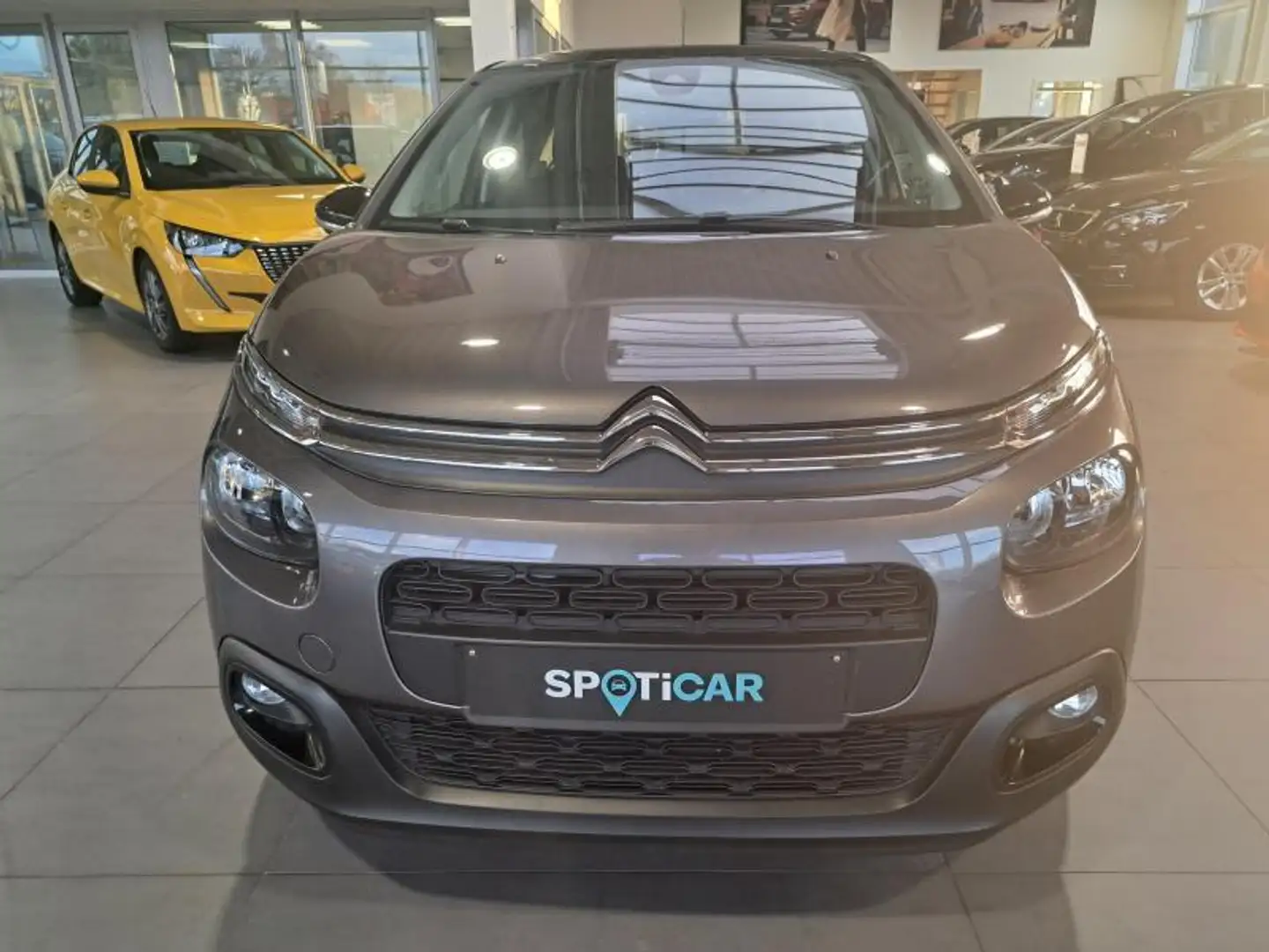 Citroen C3 III Highlight Grau - 2