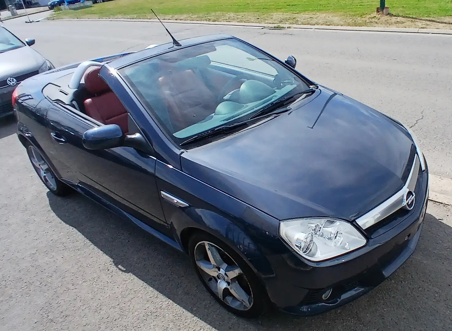 Opel Tigra Twintop 1.4i XEP 16v 90cv  Sport cuir airco j alu Gris - 2