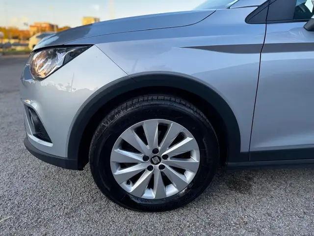 Seat Arona view 4