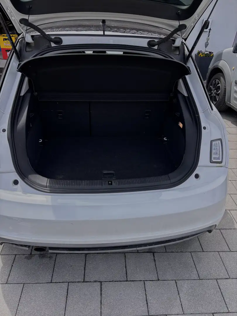 Audi A1 SB 1,2 TFSI admired Sportback S-line - 2