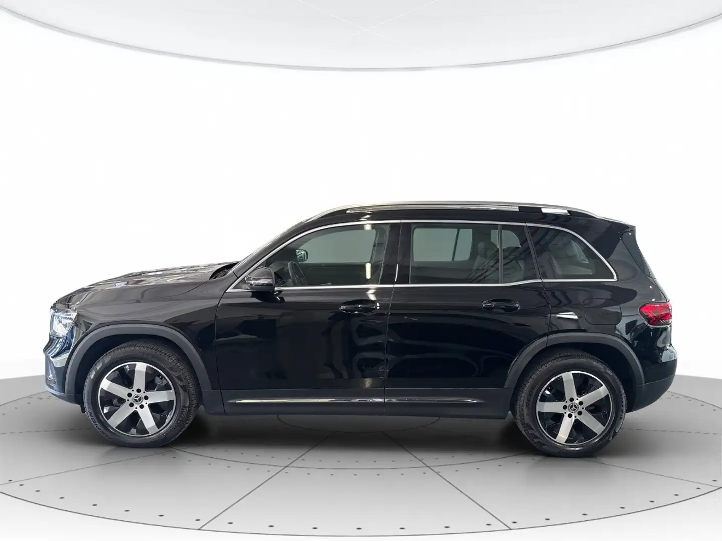 Mercedes-Benz GLB 200 d Sport Plus auto Zwart - 2