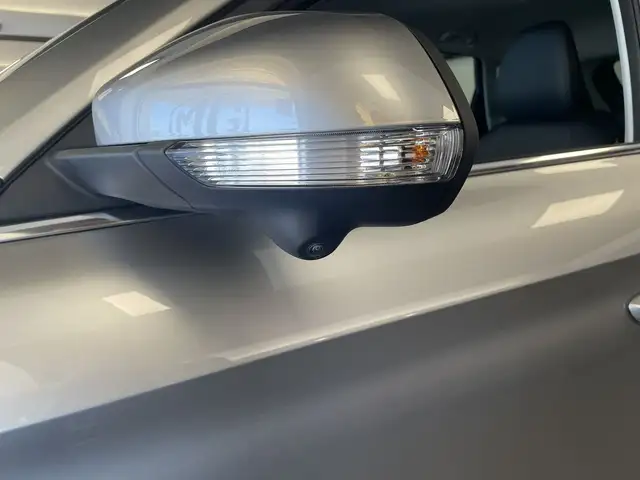 MG ZS view 6