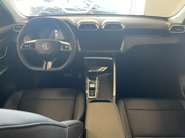 MG ZS view 10