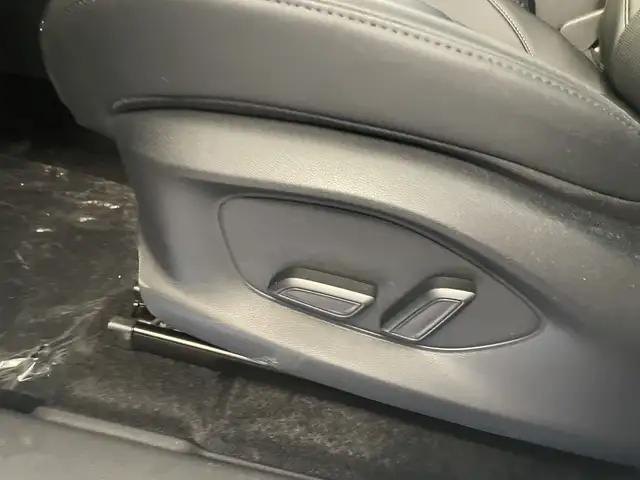 MG ZS view 12