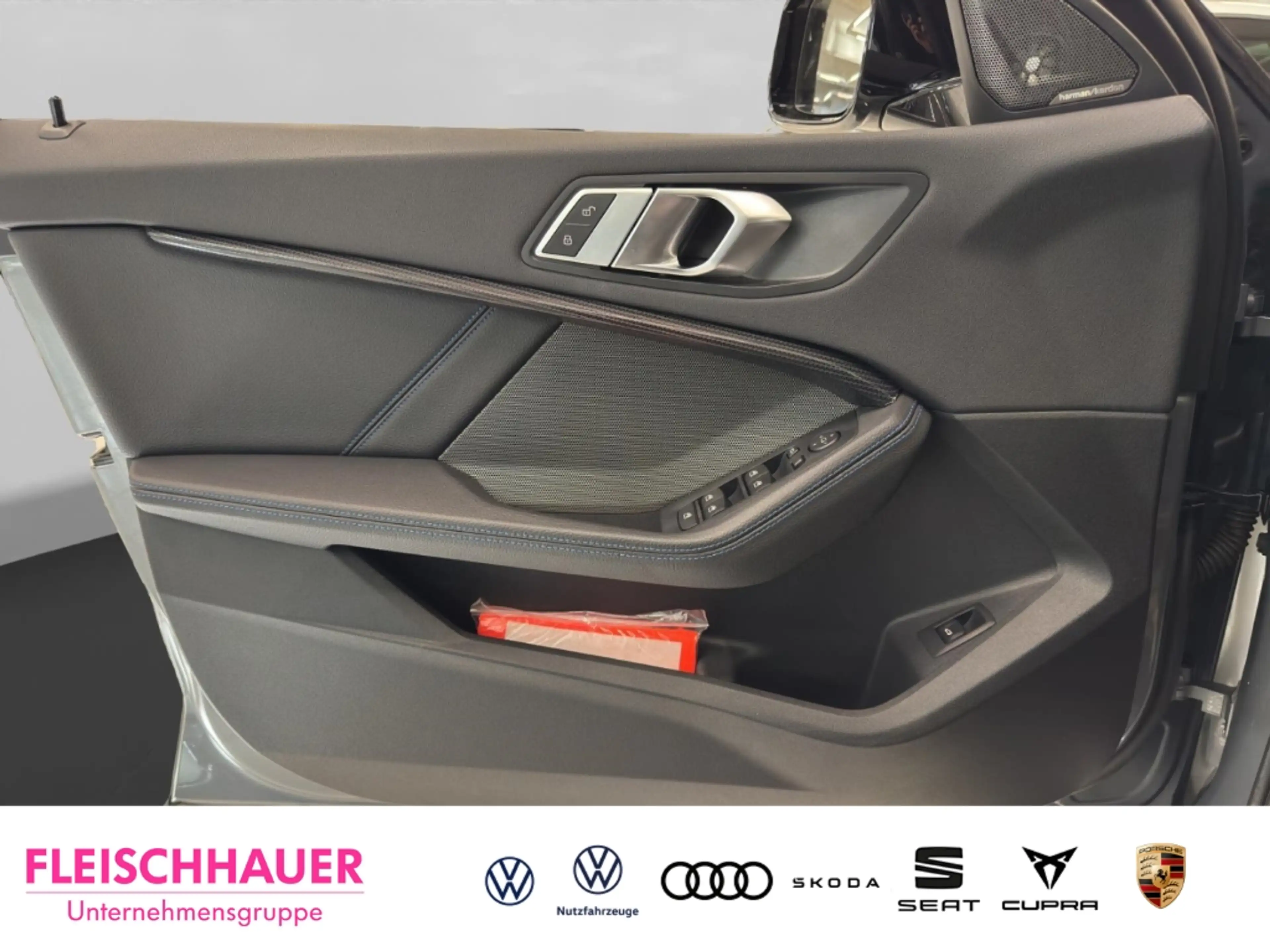 BMW 135 i xDrive Matrix LED+Pano+HUD+Kamera+Performance M — photo 12