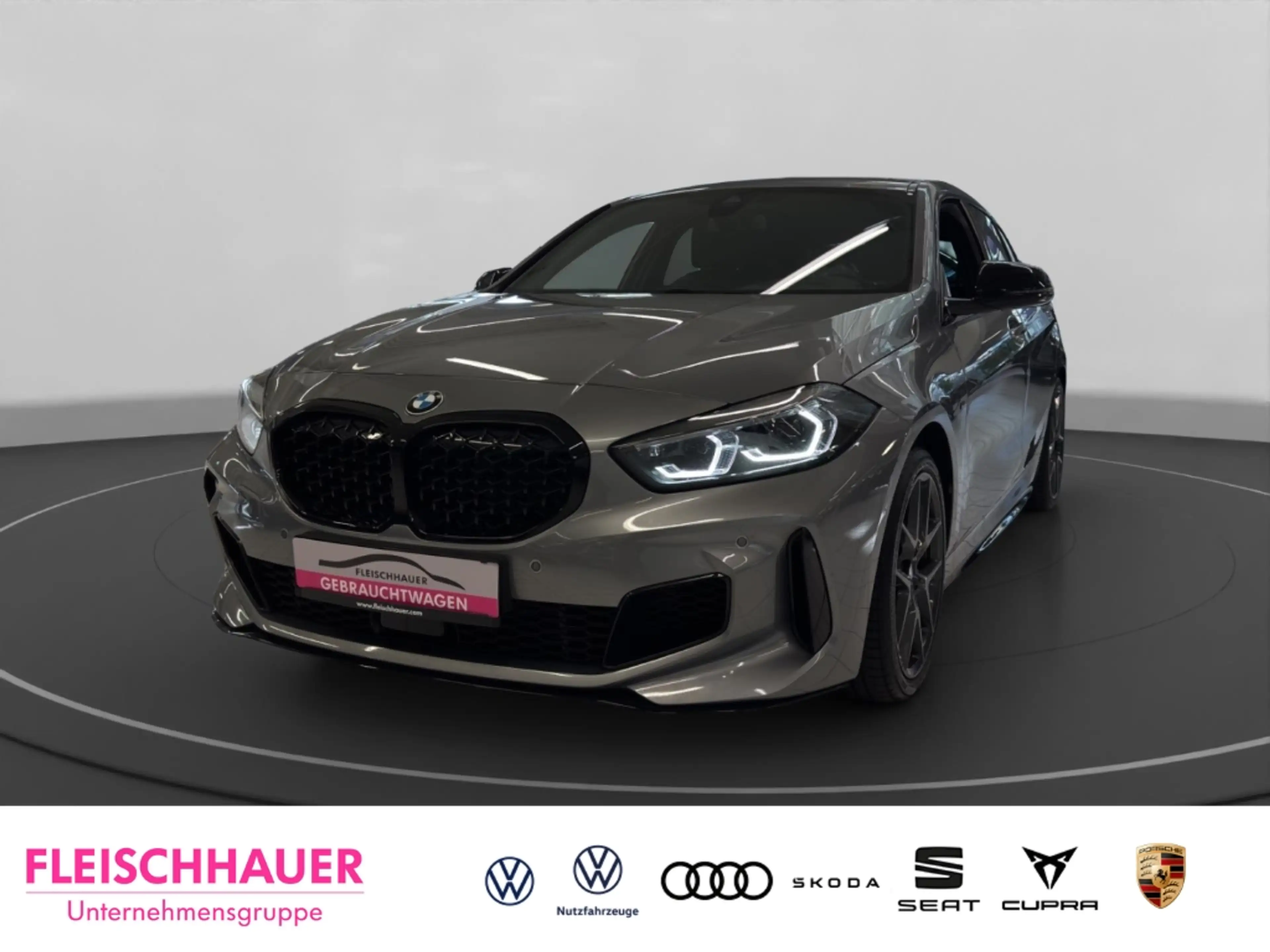 BMW 135 i xDrive Matrix LED+Pano+HUD+Kamera+Performance M