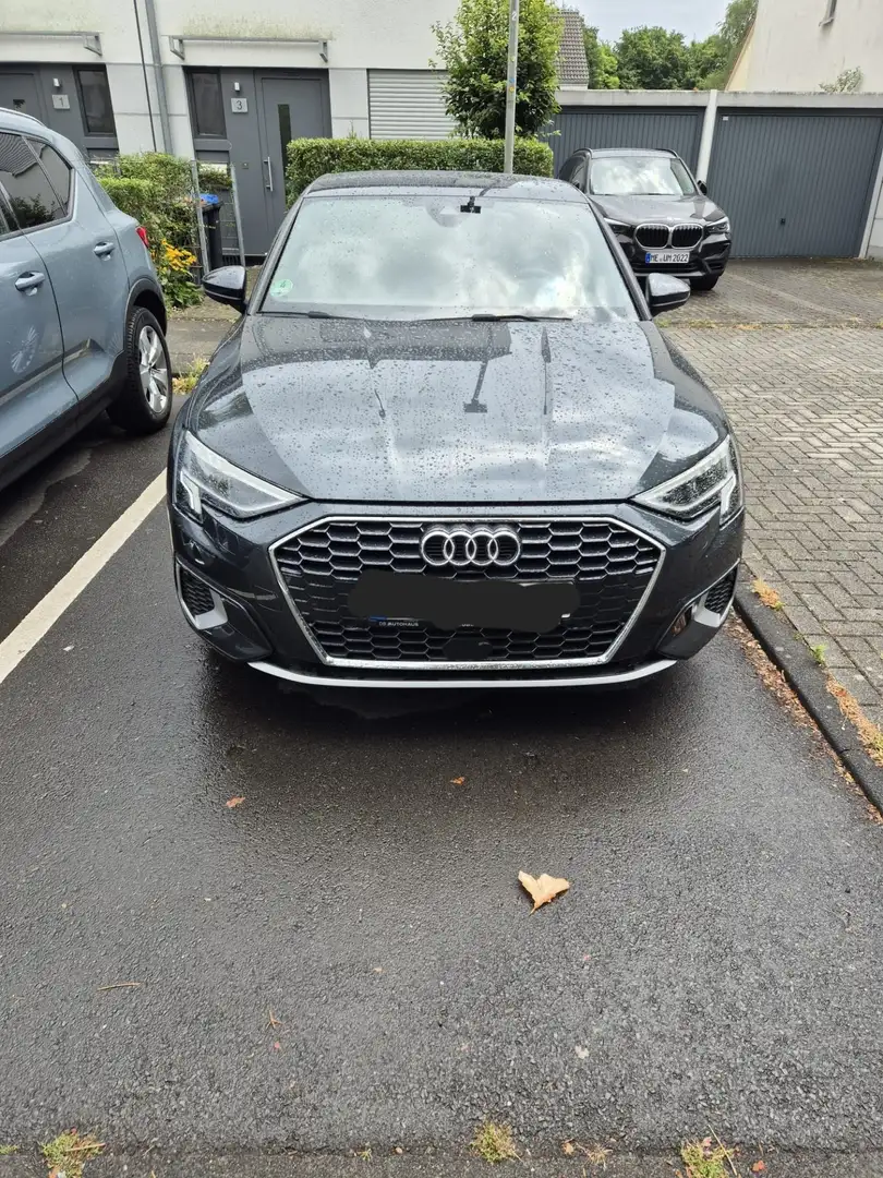 Audi A3 35 TFSI Sportback S tronic advanced Grau - 2