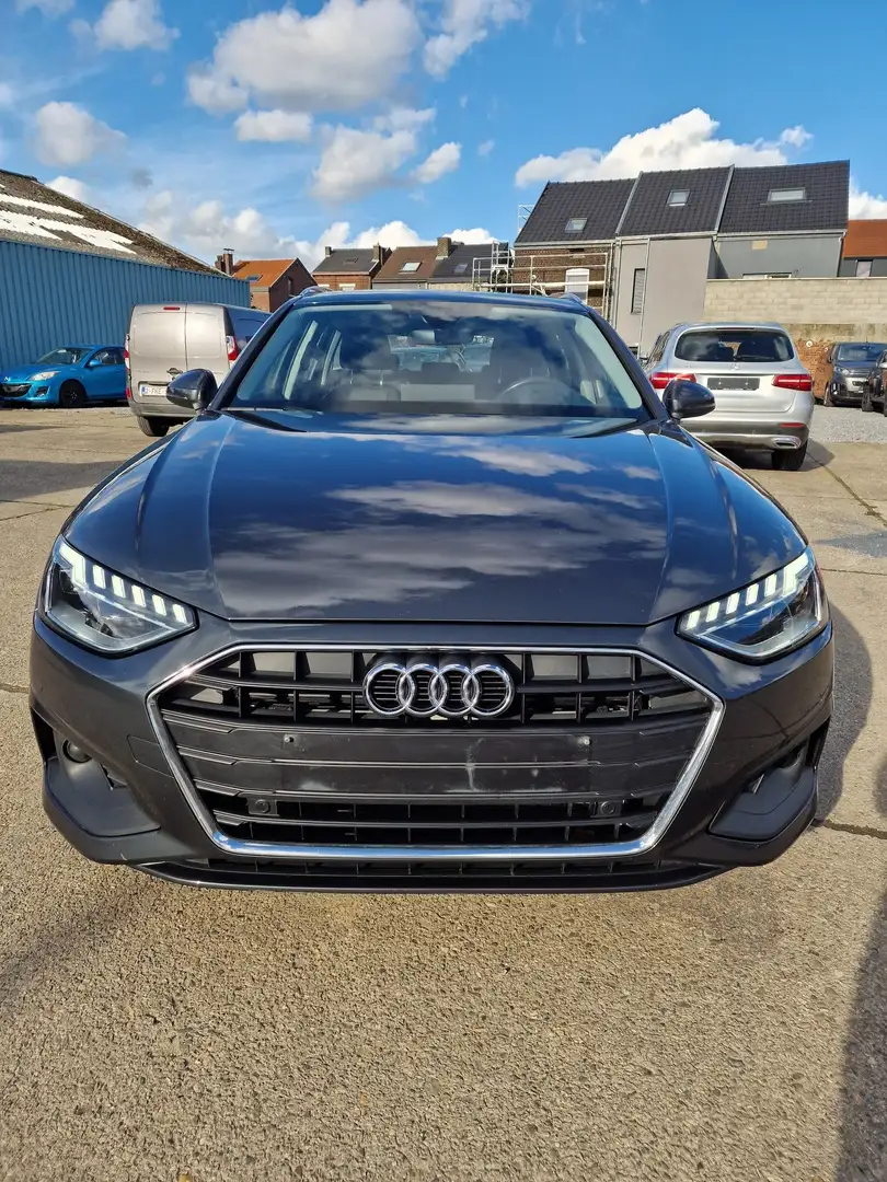 Audi A4 Avant 30 TDi Business Edition S tronic // Hybride Grijs - 2