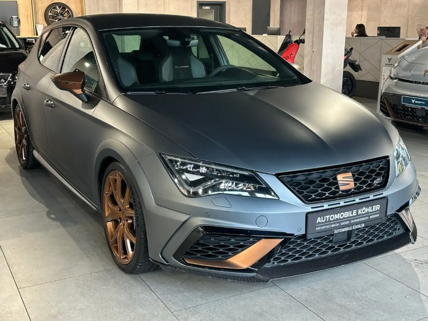 SEAT Leon Cupra R NR. 179 von 799 mit 310 PS Grau - 2