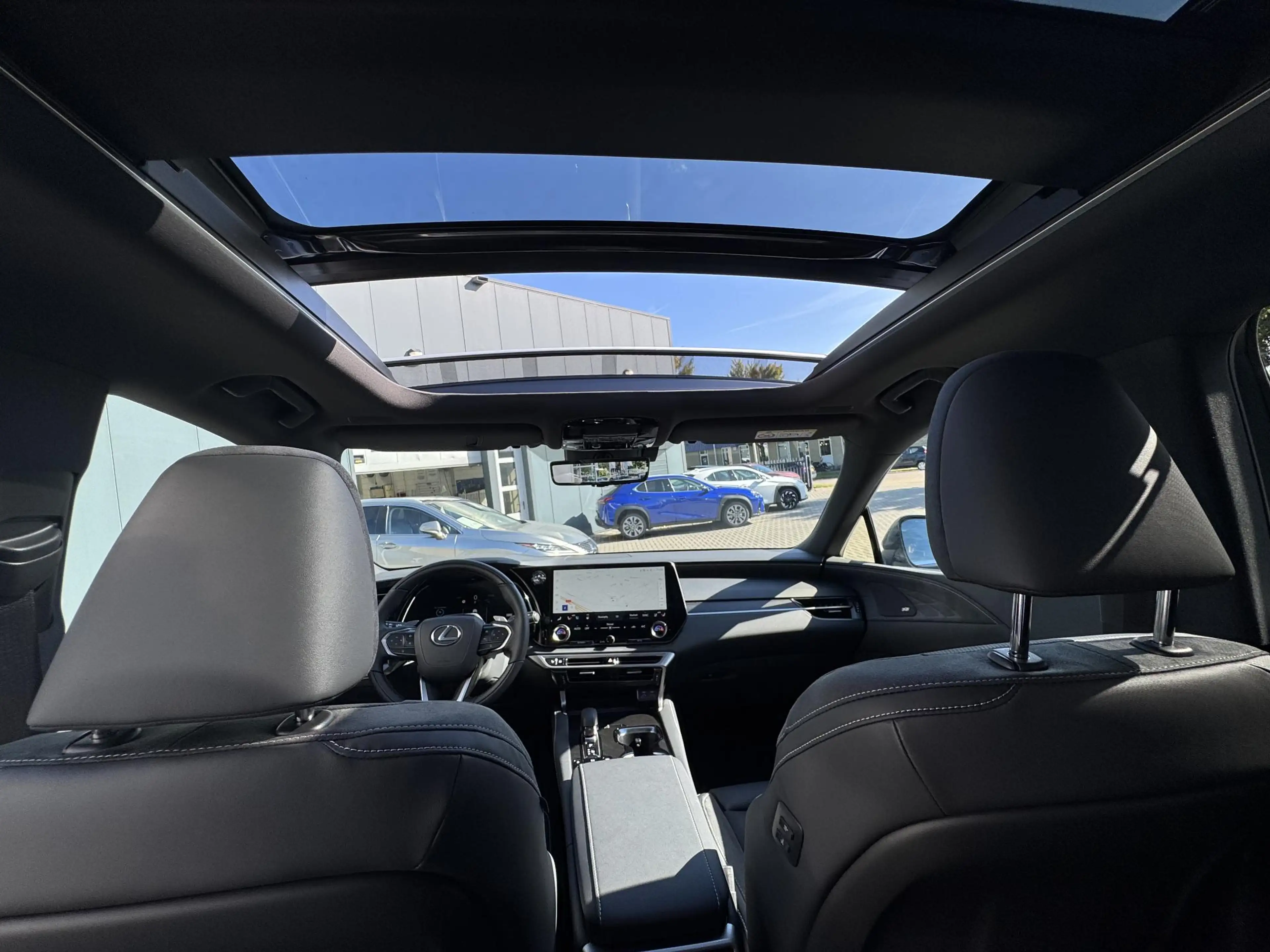 Lexus RX 450h 450h+ Plug-in Hybrid President Line DIRECT LEVERBA — photo 34