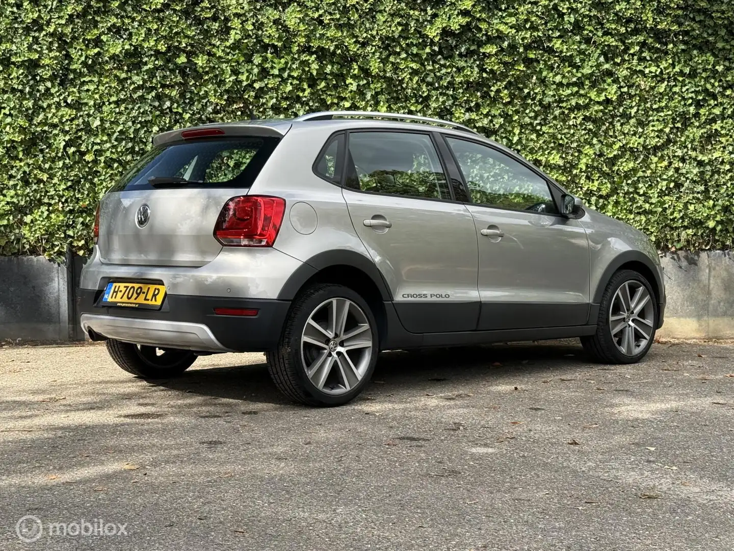 Volkswagen Polo Cross 1.4-16V | Airco | 5-Deurs | LMV Gris - 2