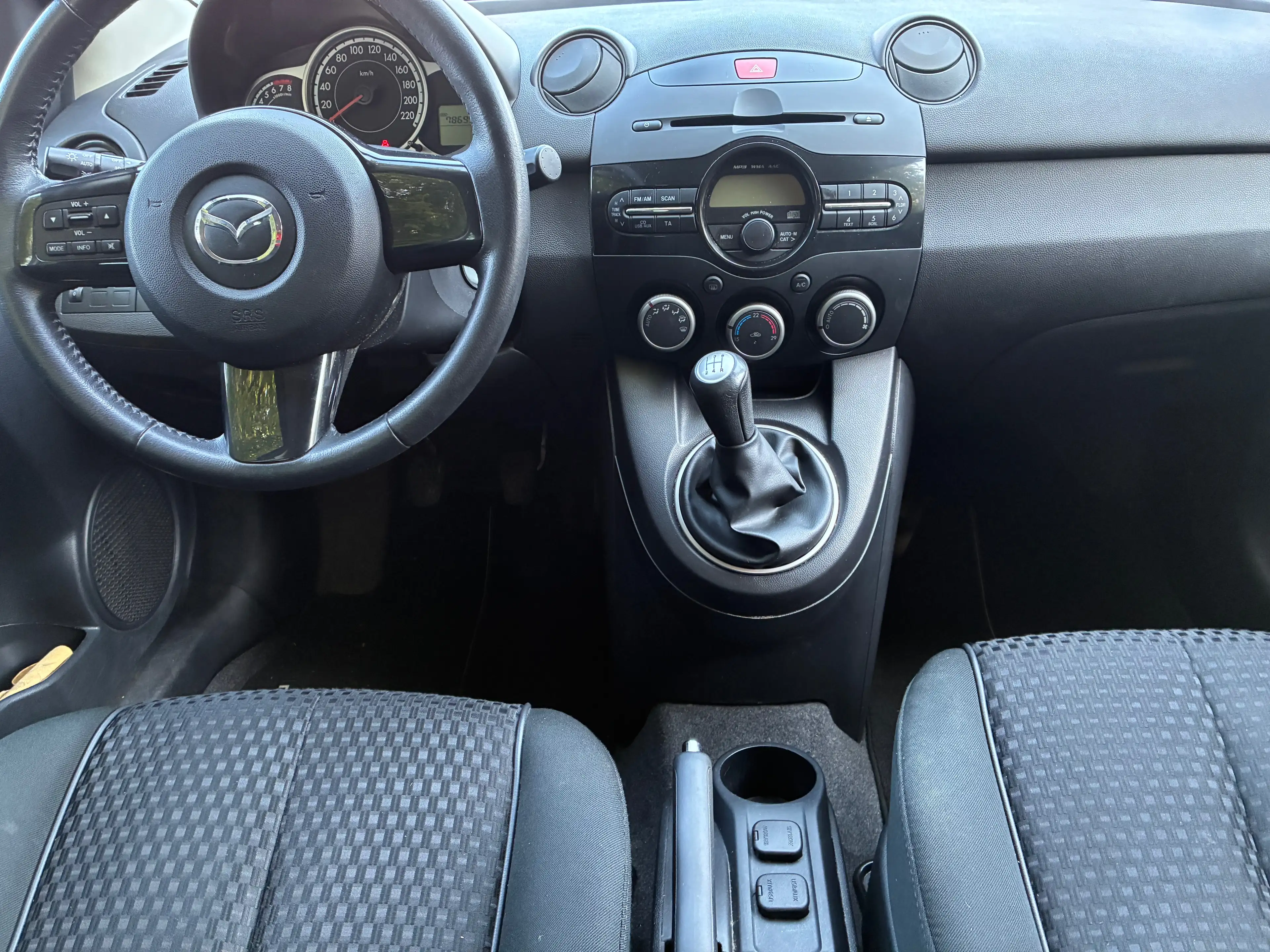 Mazda 2 1.3 Sendo Klimaautom. Sitzheizung PDC — photo 8