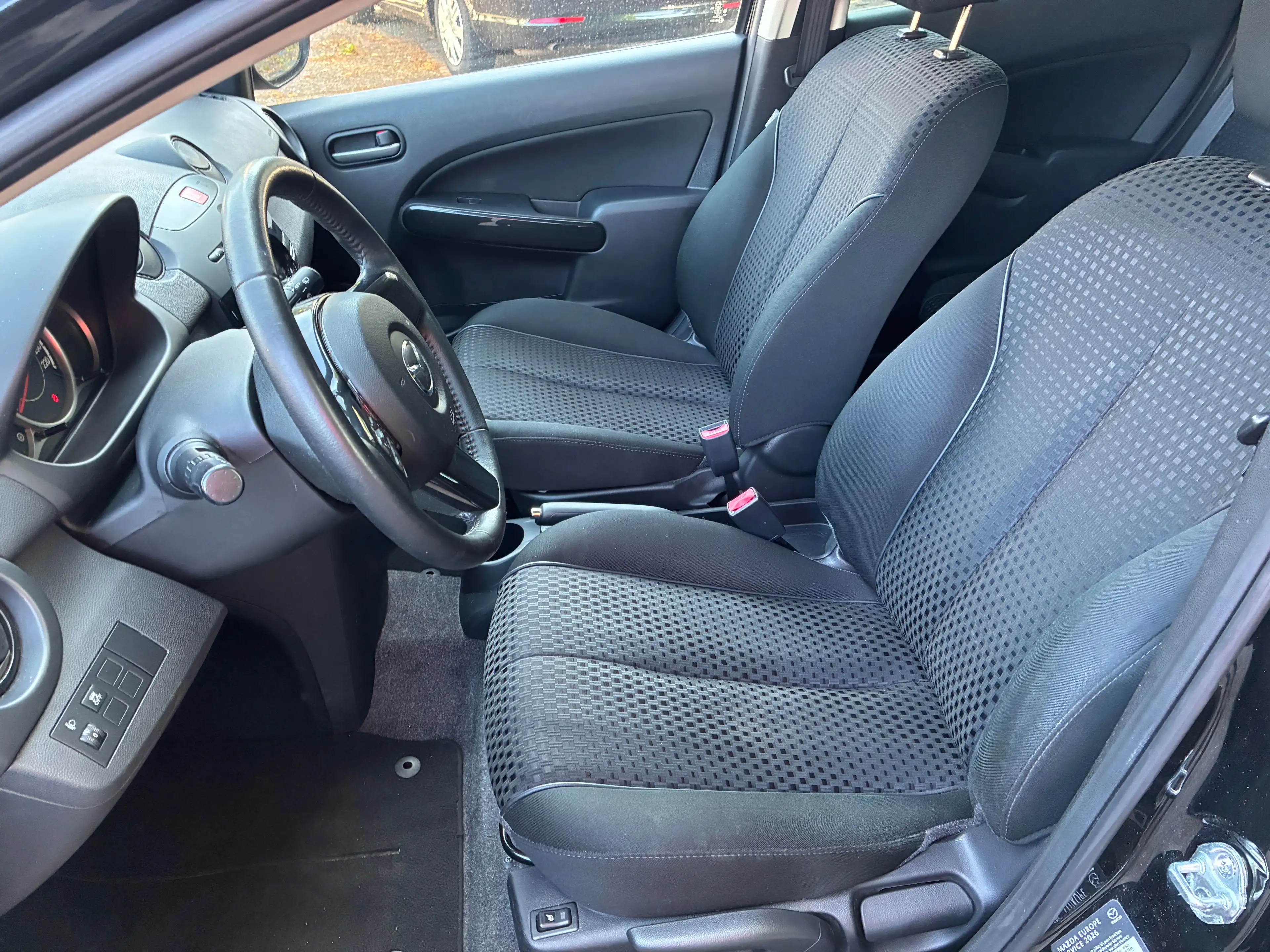 Mazda 2 1.3 Sendo Klimaautom. Sitzheizung PDC — photo 2
