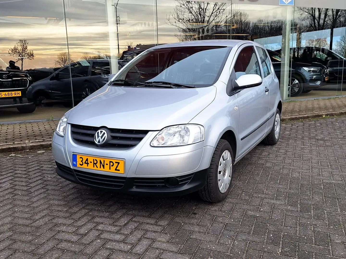 Volkswagen Fox 1.4 Trendline | Uniek | Nieuwe distributie | Lage Серый - 2