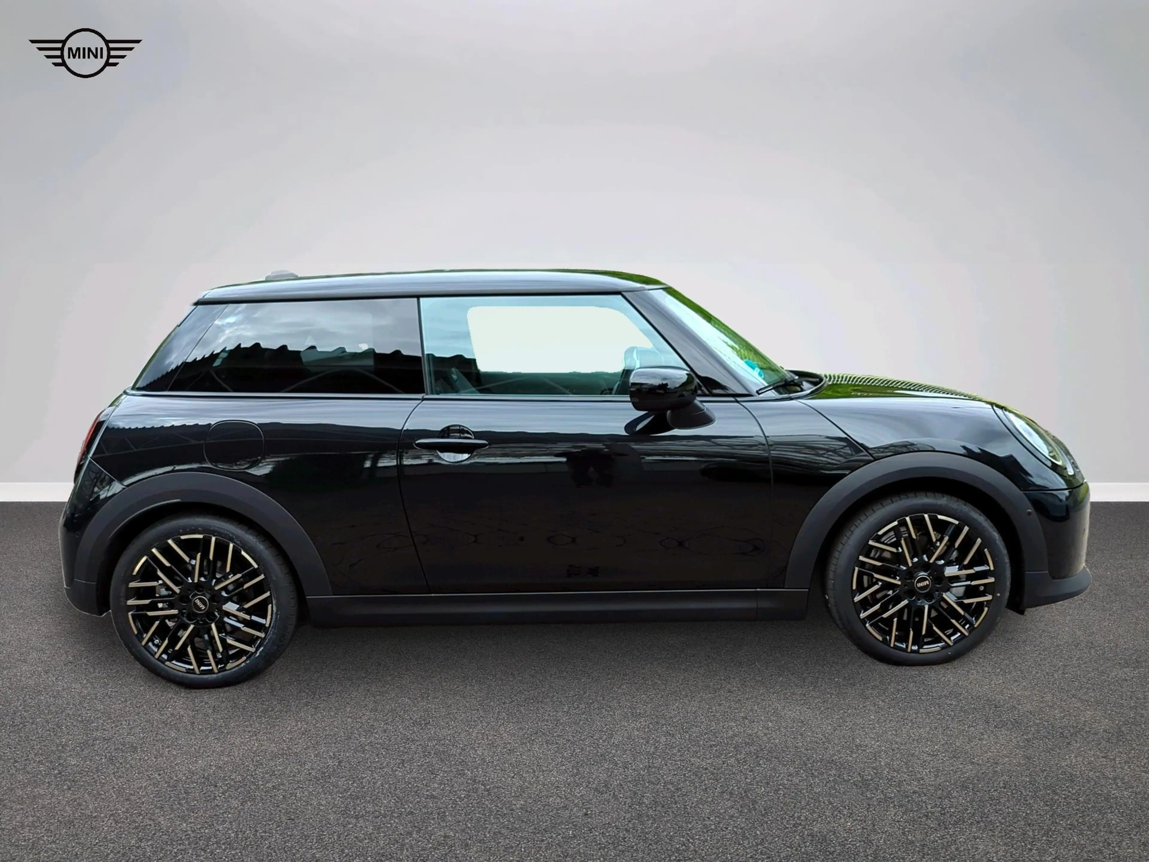 MINI Cooper S Favoured Trim — photo 3