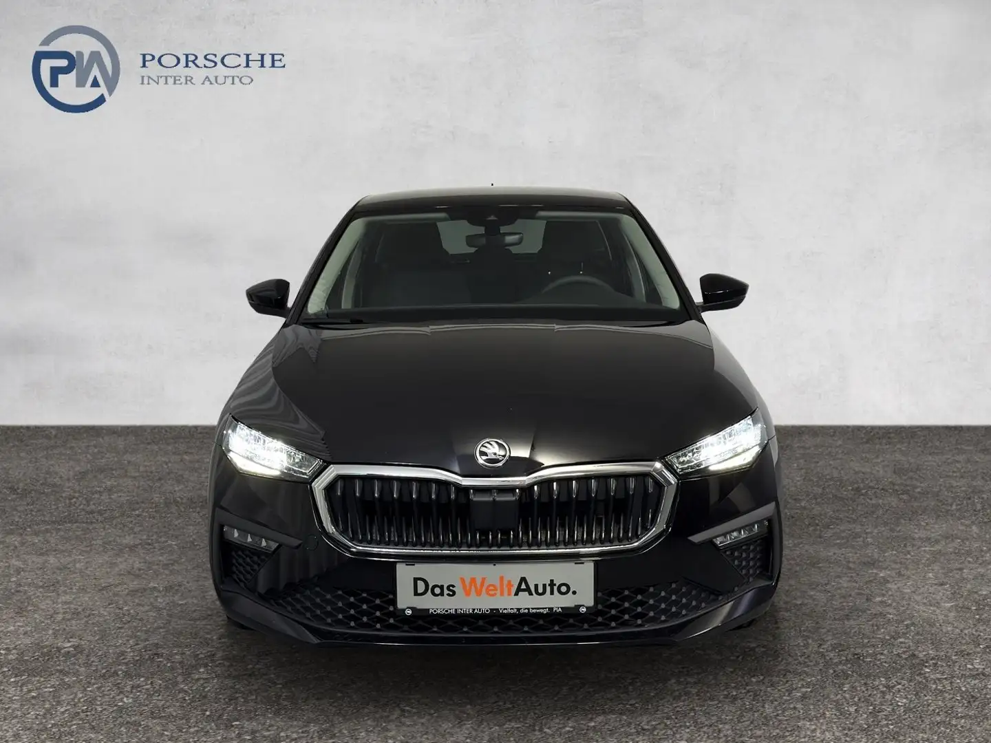 Skoda Scala Essence TSI DSG Zwart - 2