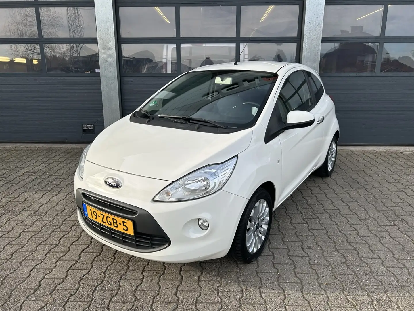 Ford Ka/Ka+ 1.2 69pk Titanium X Blanc - 1