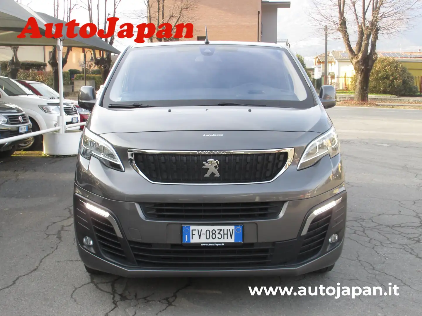 Peugeot Expert + IVA !!! 1.6 Bluehdi Premium std S&S 115cv E6 Gris - 2