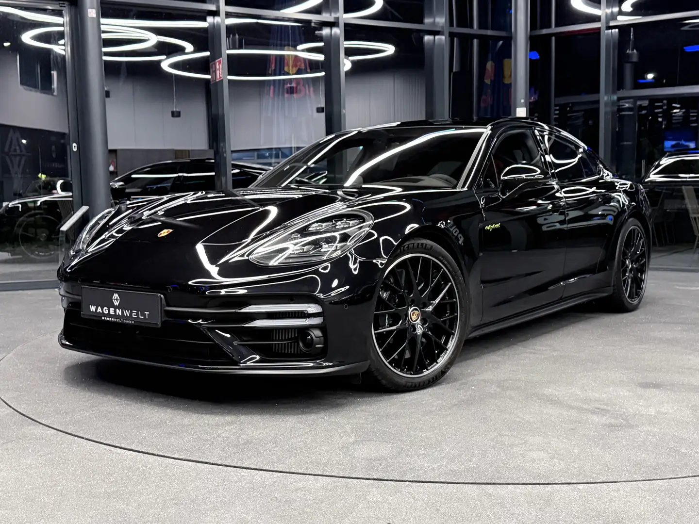Porsche Panamera Turbo S E-Hybrid, InnoDrive, Massage, APPROVED Schwarz - 1