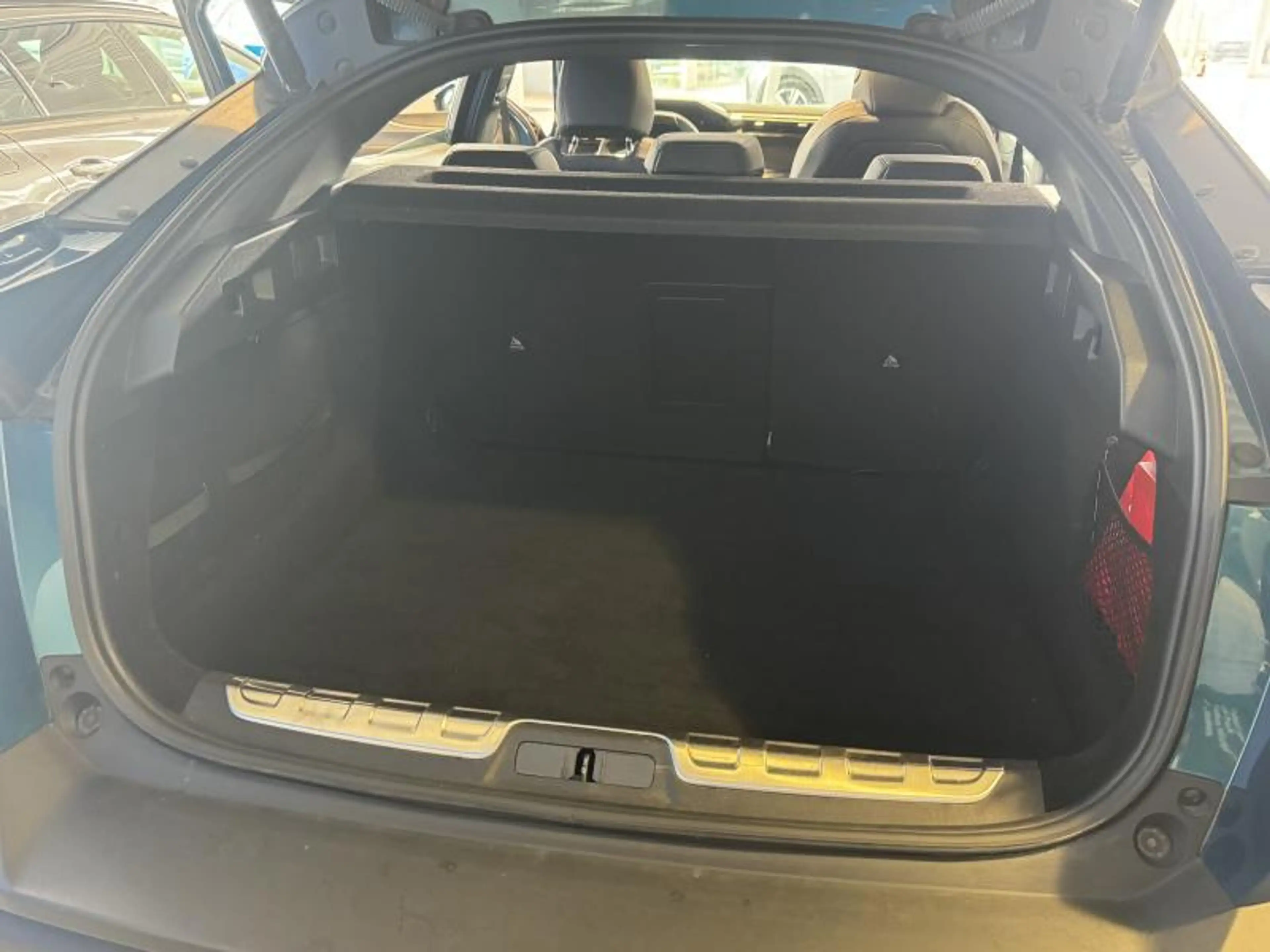 Peugeot 408 GT — photo 9